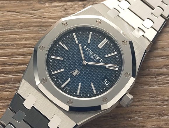 Feature: $300 vs $300,000 Watch