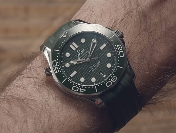 Review: Omega Seamaster Diver 300m Green